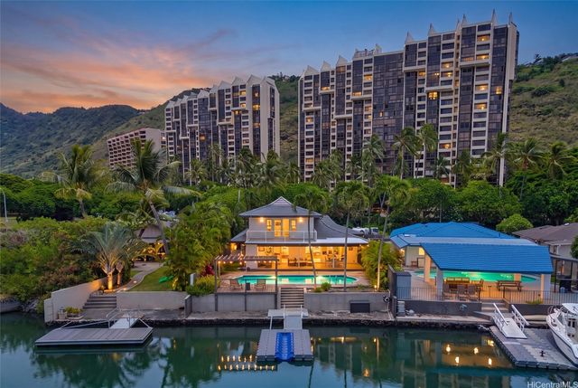 6703 Hawaii Kai Drive, Honolulu, HI 96825