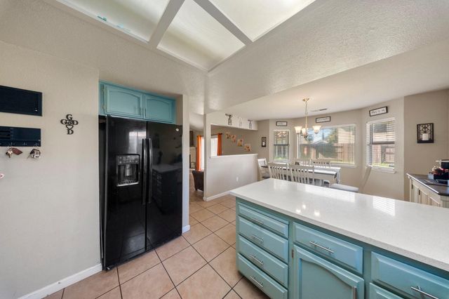 1821 Walpole Dr, Modesto, CA 95358