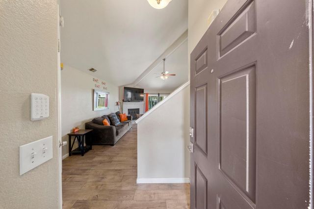 1821 Walpole Dr, Modesto, CA 95358