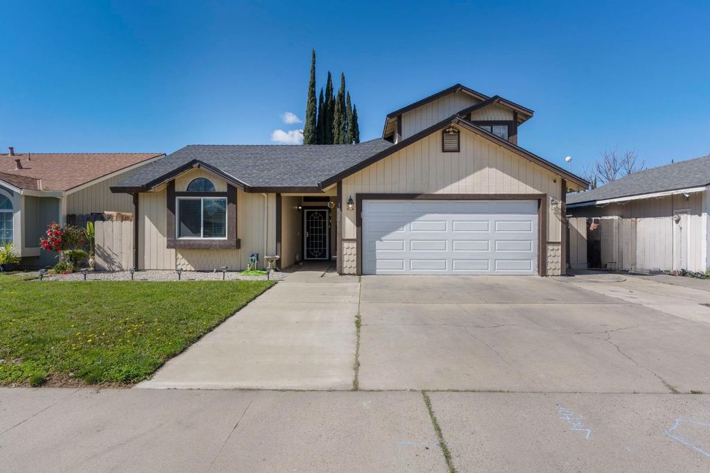 1821 Walpole Dr, Modesto, CA 95358