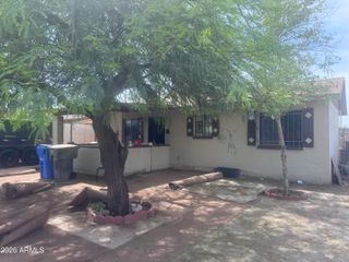 4610 S 8TH Place, Phoenix, AZ 85040