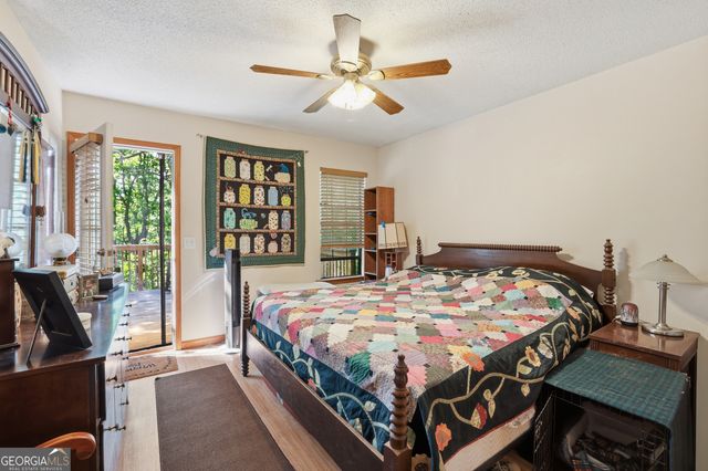 55 Deavours Lane, Cleveland, GA 30528
