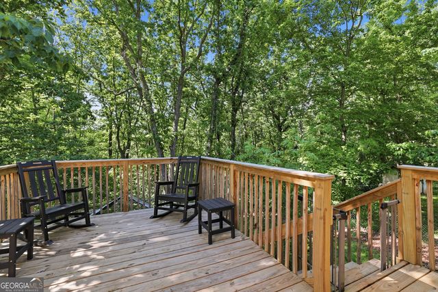 55 Deavours Lane, Cleveland, GA 30528
