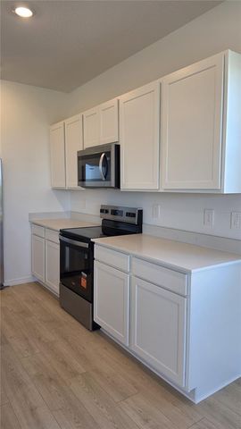 2610 OLYMPIC COURT, Davenport, FL 33837