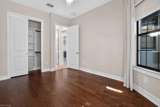 8260 Venetian Pointe DR, Fort Myers, FL 33908