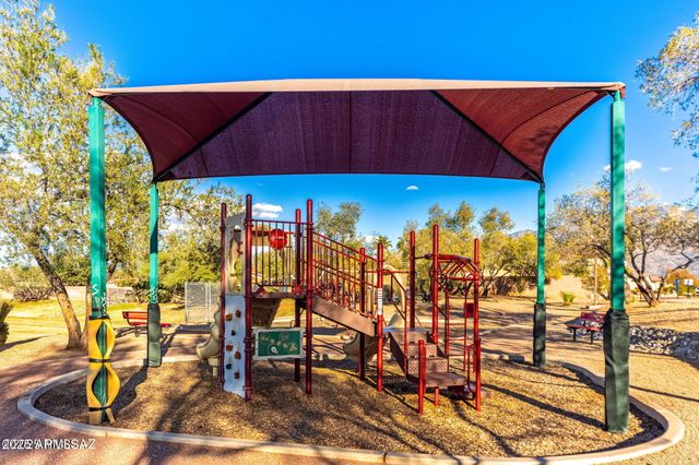 3635 E SECRETARIAT Road, Tucson, AZ 85739