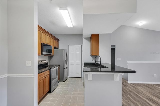 14226 FREDRICKSBURG DRIVE 220, Orlando, FL 32837
