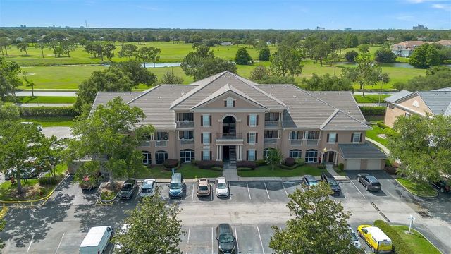 14226 FREDRICKSBURG DRIVE 220, Orlando, FL 32837
