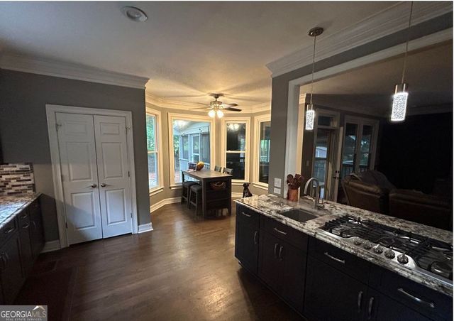 100 Greenridge Way, Newnan, GA 30265