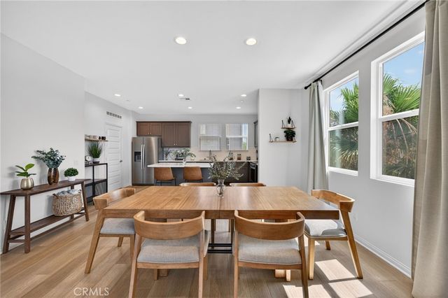1016 E 4th, Santa Ana, CA 92701