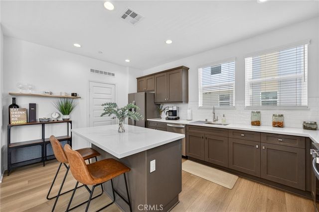 1016 E 4th, Santa Ana, CA 92701