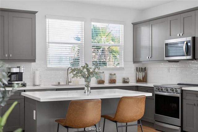 1016 E 4th, Santa Ana, CA 92701