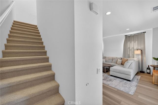 1016 E 4th, Santa Ana, CA 92701
