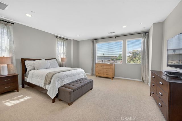 1016 E 4th, Santa Ana, CA 92701