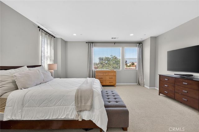 1016 E 4th, Santa Ana, CA 92701