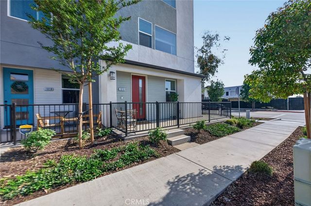1016 E 4th, Santa Ana, CA 92701