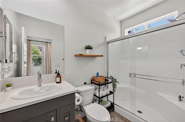 1016 E 4th, Santa Ana, CA 92701