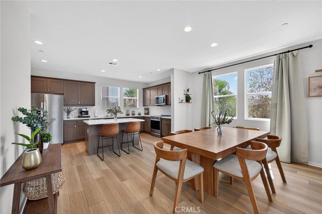 1016 E 4th, Santa Ana, CA 92701
