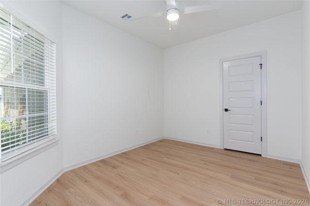 1501 N 72nd Street, Broken Arrow, OK 74014