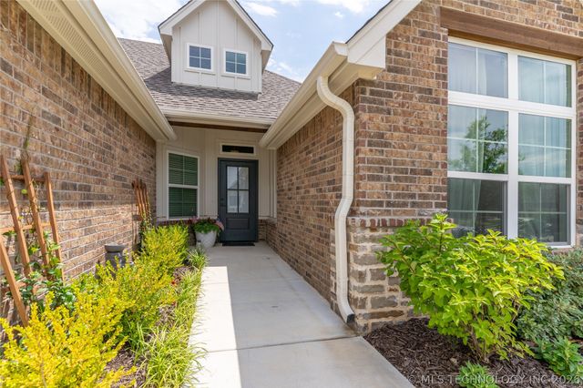 1501 N 72nd Street, Broken Arrow, OK 74014