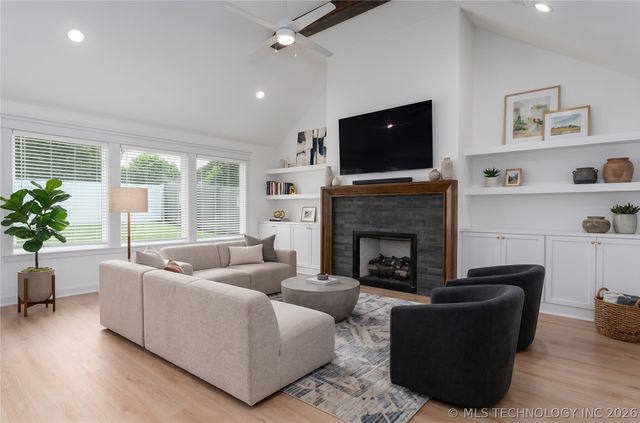 1501 N 72nd Street, Broken Arrow, OK 74014