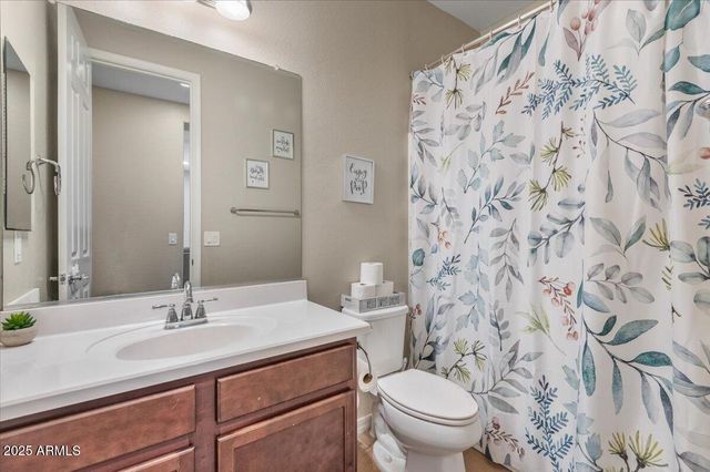 62 W HACKBERRY Avenue, San Tan Valley, AZ 85140