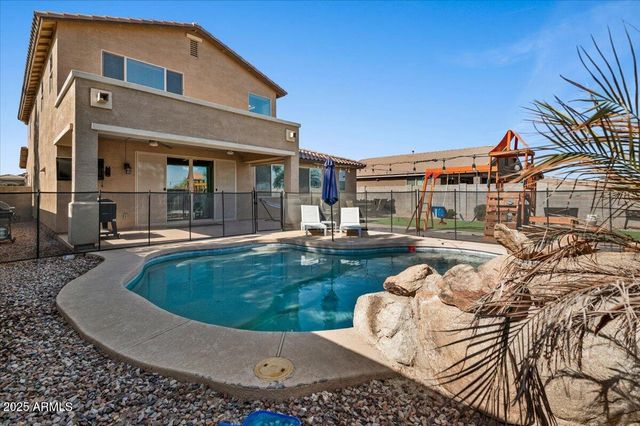 62 W HACKBERRY Avenue, San Tan Valley, AZ 85140