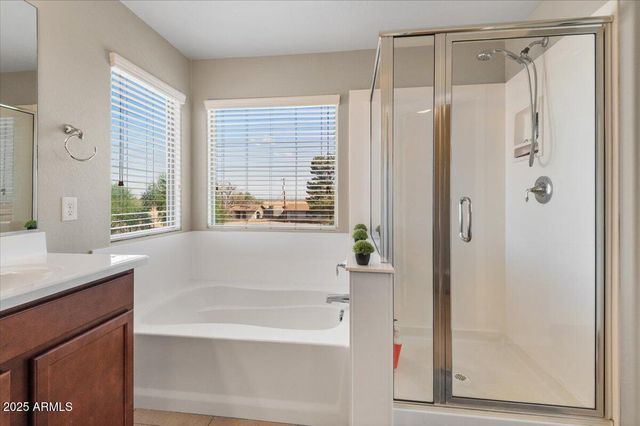 62 W HACKBERRY Avenue, San Tan Valley, AZ 85140