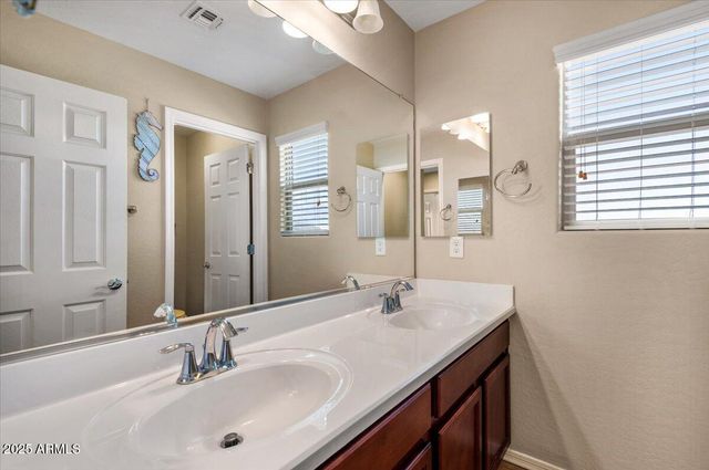 62 W HACKBERRY Avenue, San Tan Valley, AZ 85140