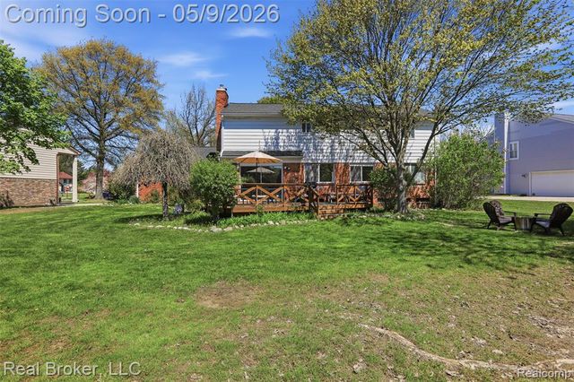 5037 Bantry Drive, West Bloomfield, MI 48322