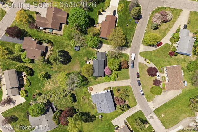 5037 Bantry Drive, West Bloomfield, MI 48322