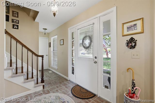 5037 Bantry Drive, West Bloomfield, MI 48322