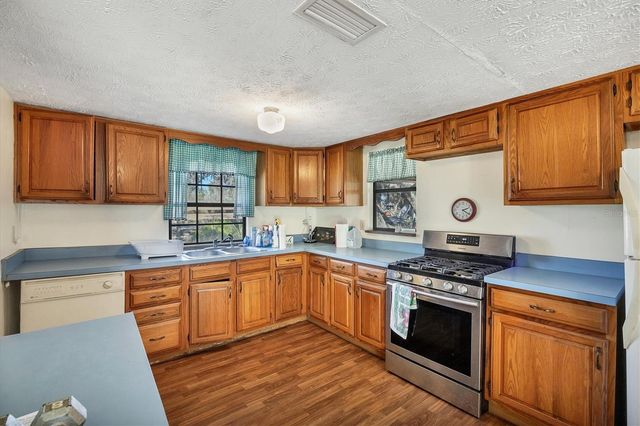 30352 BETTS ROAD, Myakka City, FL 34251