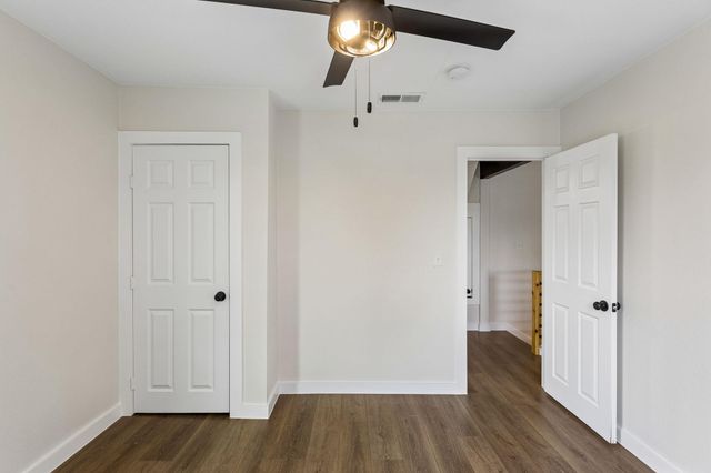 1909 S Pine ST, Georgetown, TX 78626