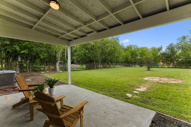 1909 S Pine ST, Georgetown, TX 78626