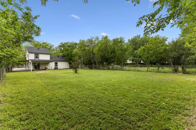 1909 S Pine ST, Georgetown, TX 78626