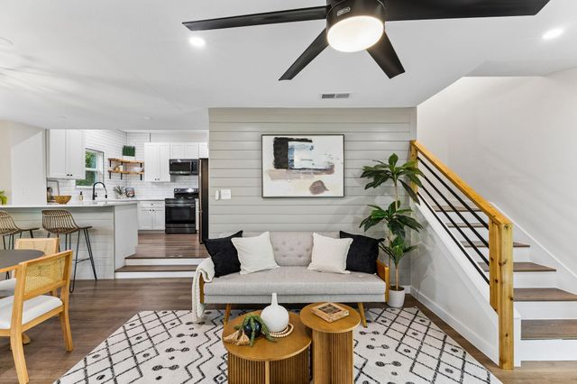 1909 S Pine ST, Georgetown, TX 78626