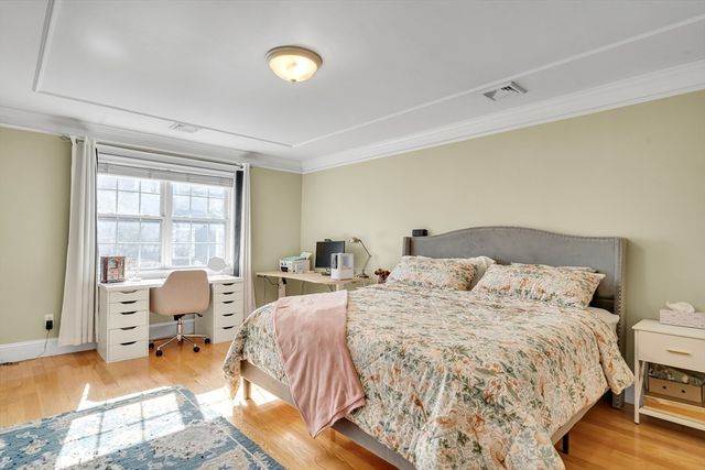 34 N Main St 3, Natick, MA 01760