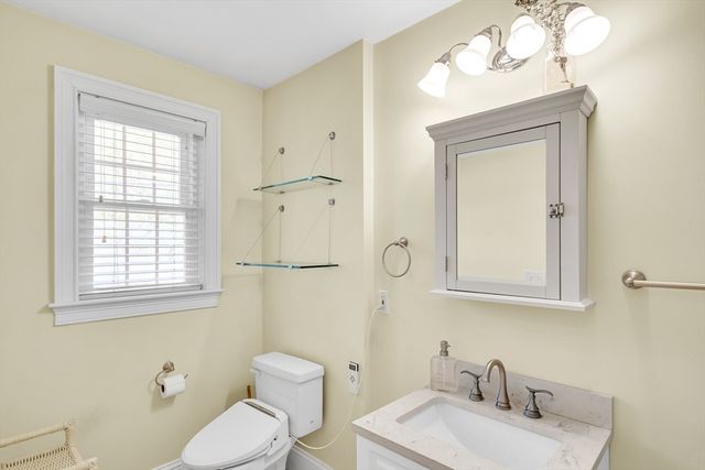 34 N Main St 3, Natick, MA 01760