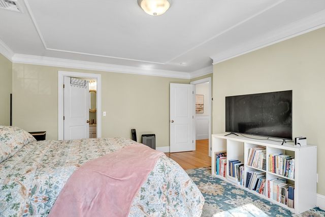 34 N Main St 3, Natick, MA 01760