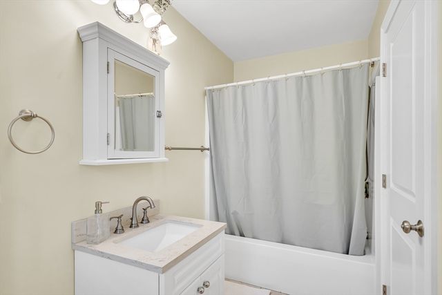 34 N Main St 3, Natick, MA 01760