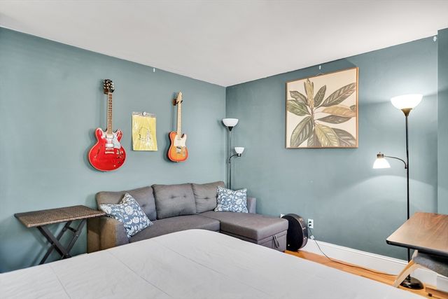 34 N Main St 3, Natick, MA 01760