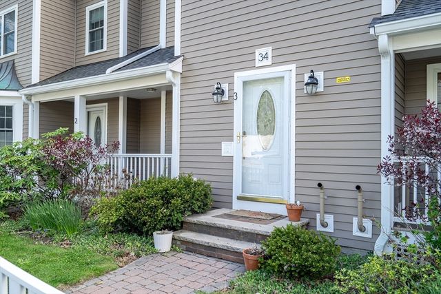 34 N Main St 3, Natick, MA 01760