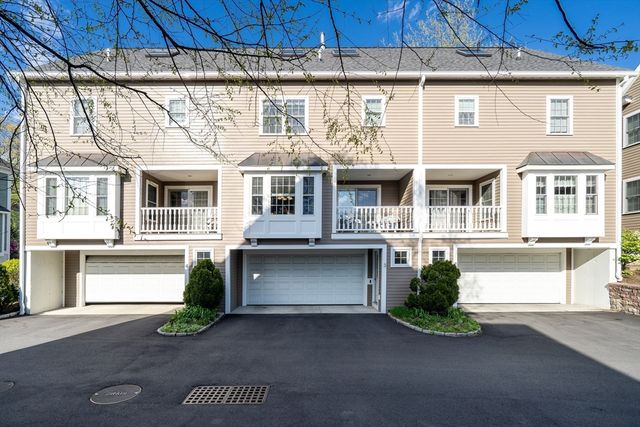 34 N Main St 3, Natick, MA 01760