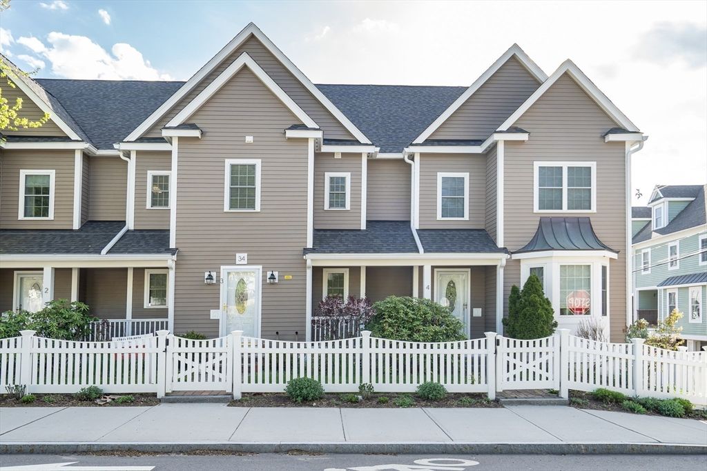 34 N Main St 3, Natick, MA 01760