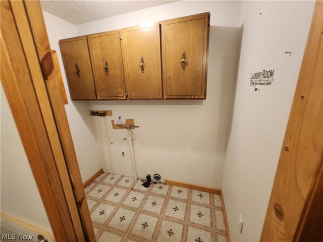 429 Comstock Street NW, Warren, OH 44483