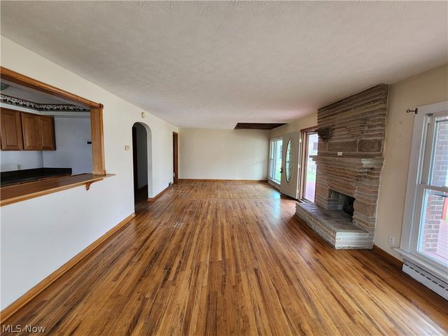 429 Comstock Street NW, Warren, OH 44483
