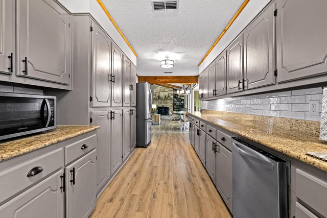 231 Dolores, Marshall, TX 75672