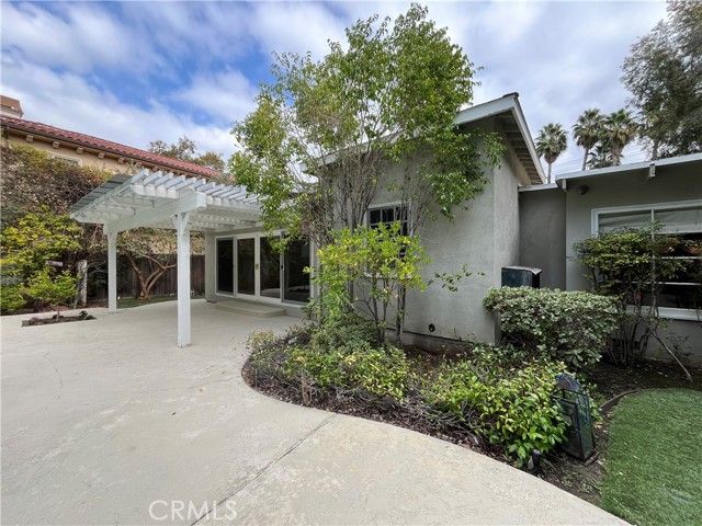 4539 Hayvenhurst Avenue, Encino (los Angeles), CA 91436