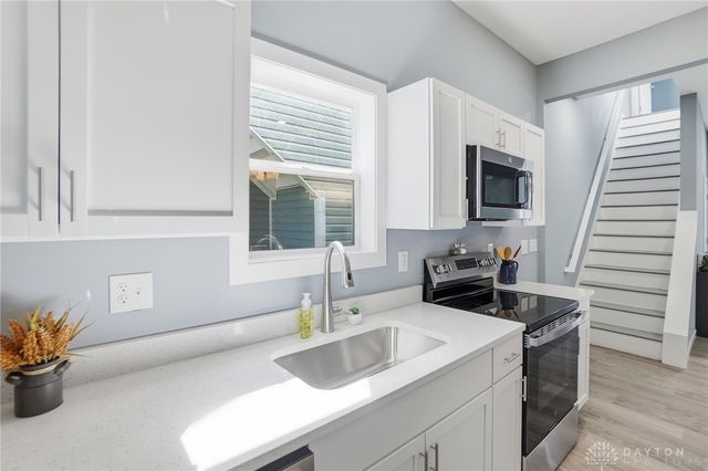 1809 E 5th Street, Dayton, OH 45403